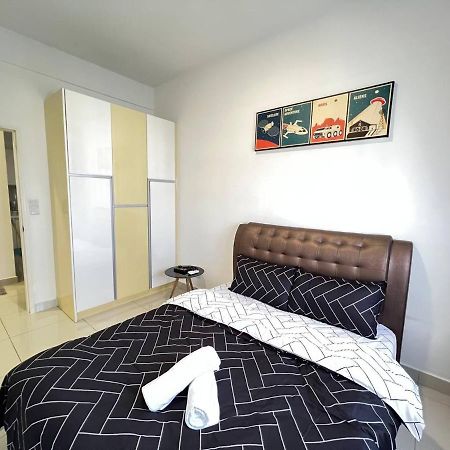 Meridinmedini Familytrip 5Min To Legoland By Vdo Homestay Nusajaya  Exterior foto